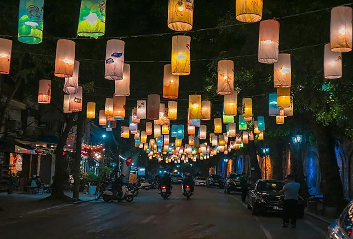 Tối trung thu ở Phố Phùng Hưng